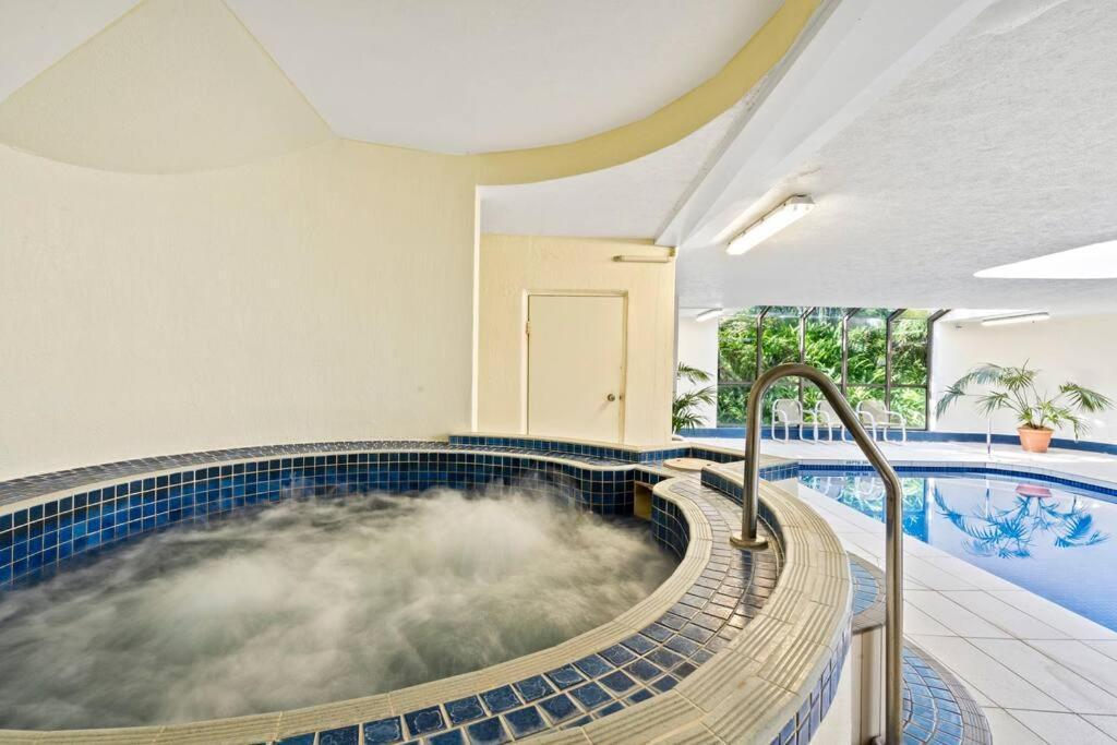 Coco Bella Dream In Surfers Paradise Gold Coast Extérieur photo